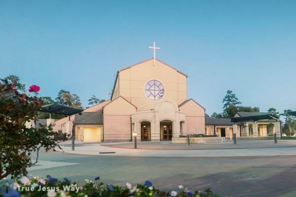 10 Largest Catholic Parishes in USA
