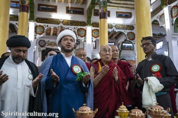 How do Muslims feel about Buddhism?