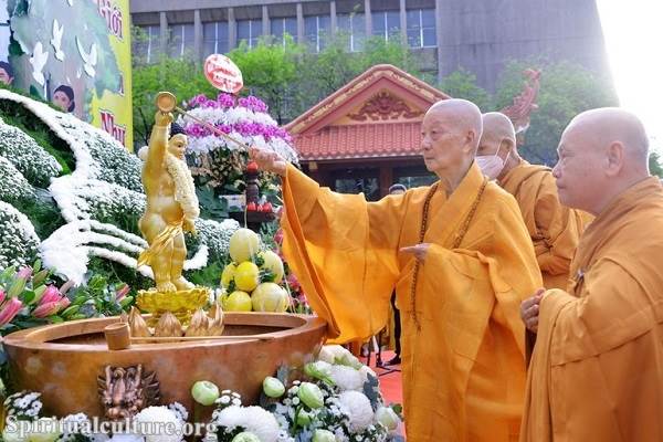 What are the 5 significant rituals in Buddhism?