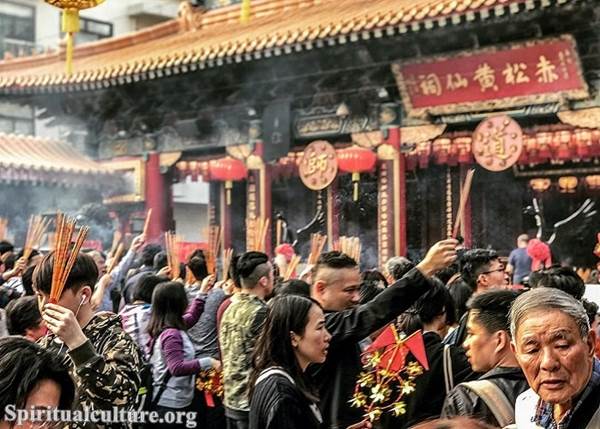 The Vibrant Culture of Hong Kong: A Melting Pot of Tradition and Modernity