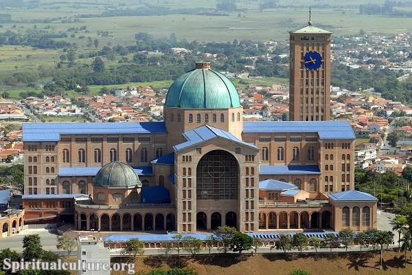 The largest Catholic churches in the world