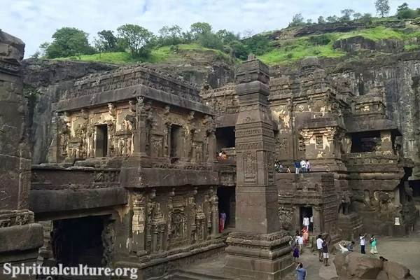 The largest Hindu temples in the world