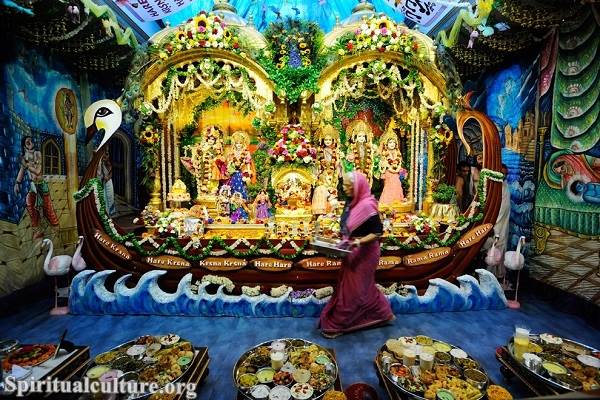 Hinduism holidays - The Hindu festival
